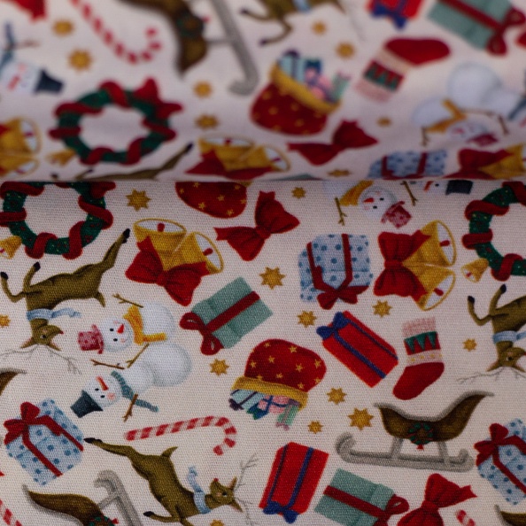081987-140010-hollyjolly-baumwollwebware-ballen.jpg