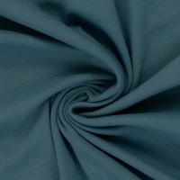 082319-000259-heike-buendchen-drapiert