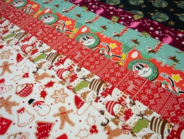 HollyHH25 Sweat alleFarben Weihnachtsfiguren Schneemaenner Borduere Sticker Dackel Flamingos Weihnachtskugel q4