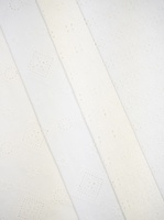Linz Baumwollstickerei alleFarben Blueten Rauten naturweiss weiss 916010 916011 520010 520011 h1