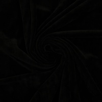 082618-000299-kelz-nicky-drapiert