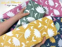 EmjoDesign SwafingFS26 VelvetFlowers Samt 266011 596999 314011 933011 q1 Typo